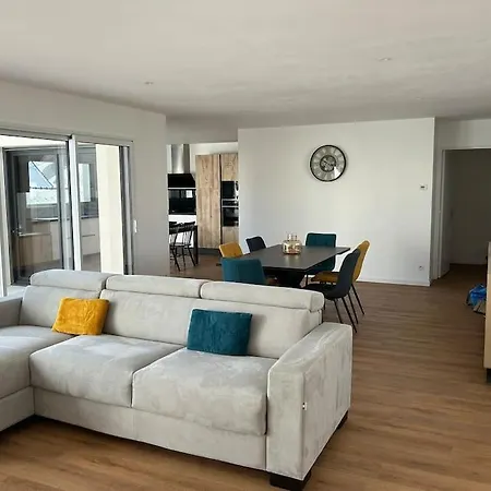 Feriehus Grande Maison Neuve A 100 M De La *